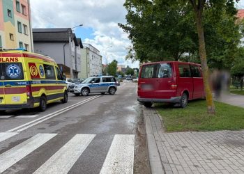 Wymuszenie pierwszeństwa było przyczyną wypadku. Ucierpiał pieszy 2 zdj. KPP w Gołdapi