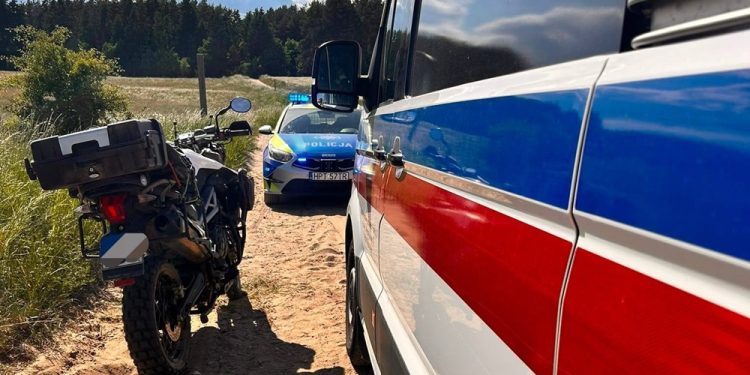 Jak doszło do zdarzenia? Motocyklista przewieziony na SOR 1 zdj. KPP w Węgorzewie