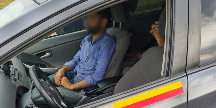 Na DK16 wpadł kurier przewożący migrantów z Pakistanu 1 zdj. W-MOSG