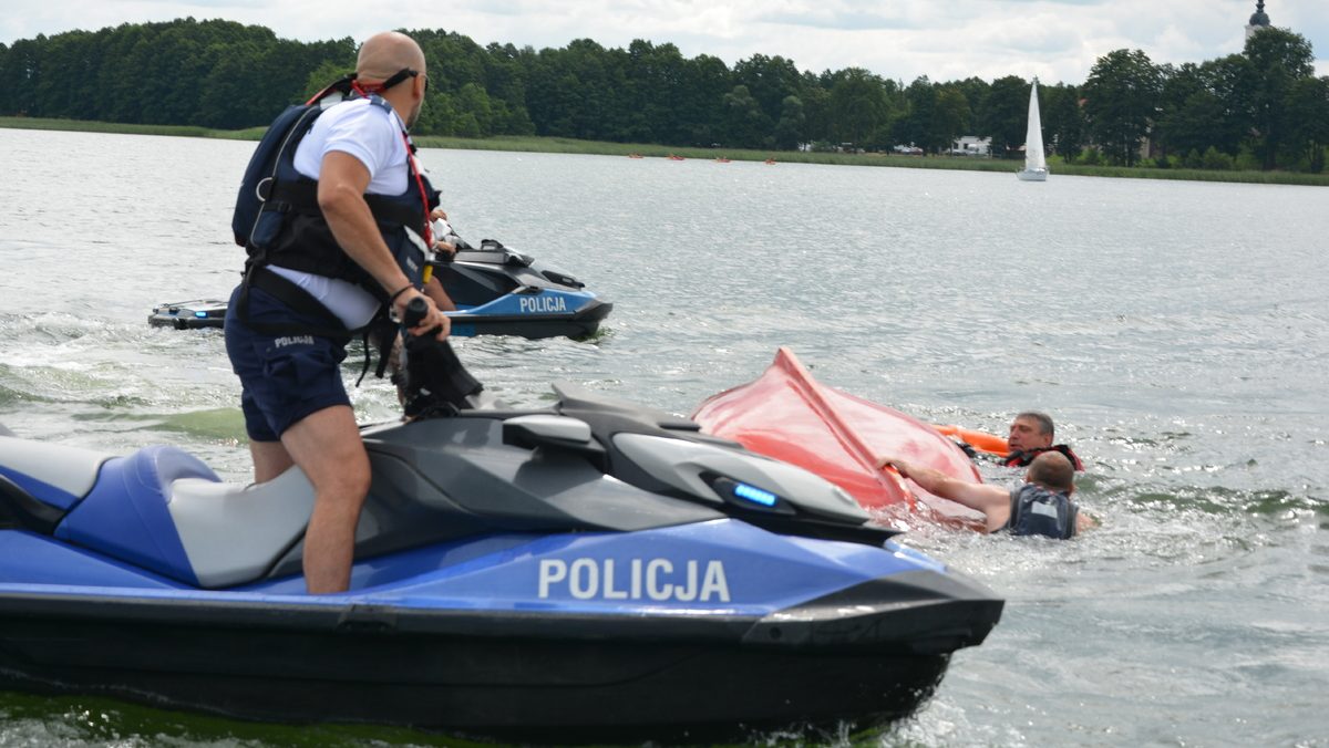 Podlascy policjanci szkolili się na jeziorze Wigry 5 118 294421 e1785484870261