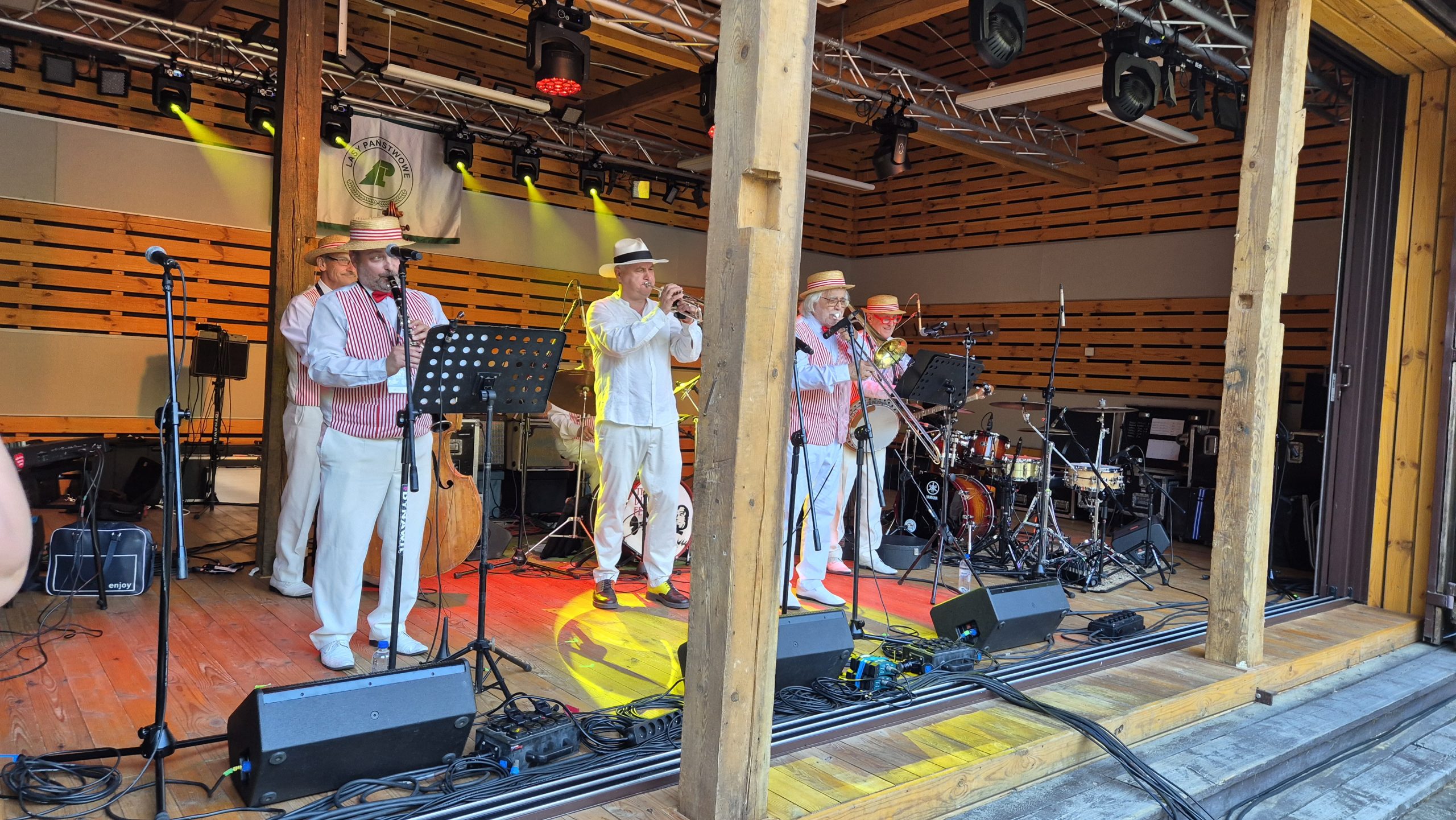 Jazz ponownie wybrzmiał w sercu Puszczy Augustowskiej 23 20260717 182734 scaled
