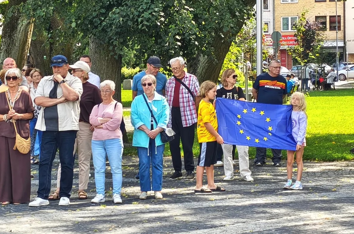Dwie manifestacje w Gołdapi 7 6 1