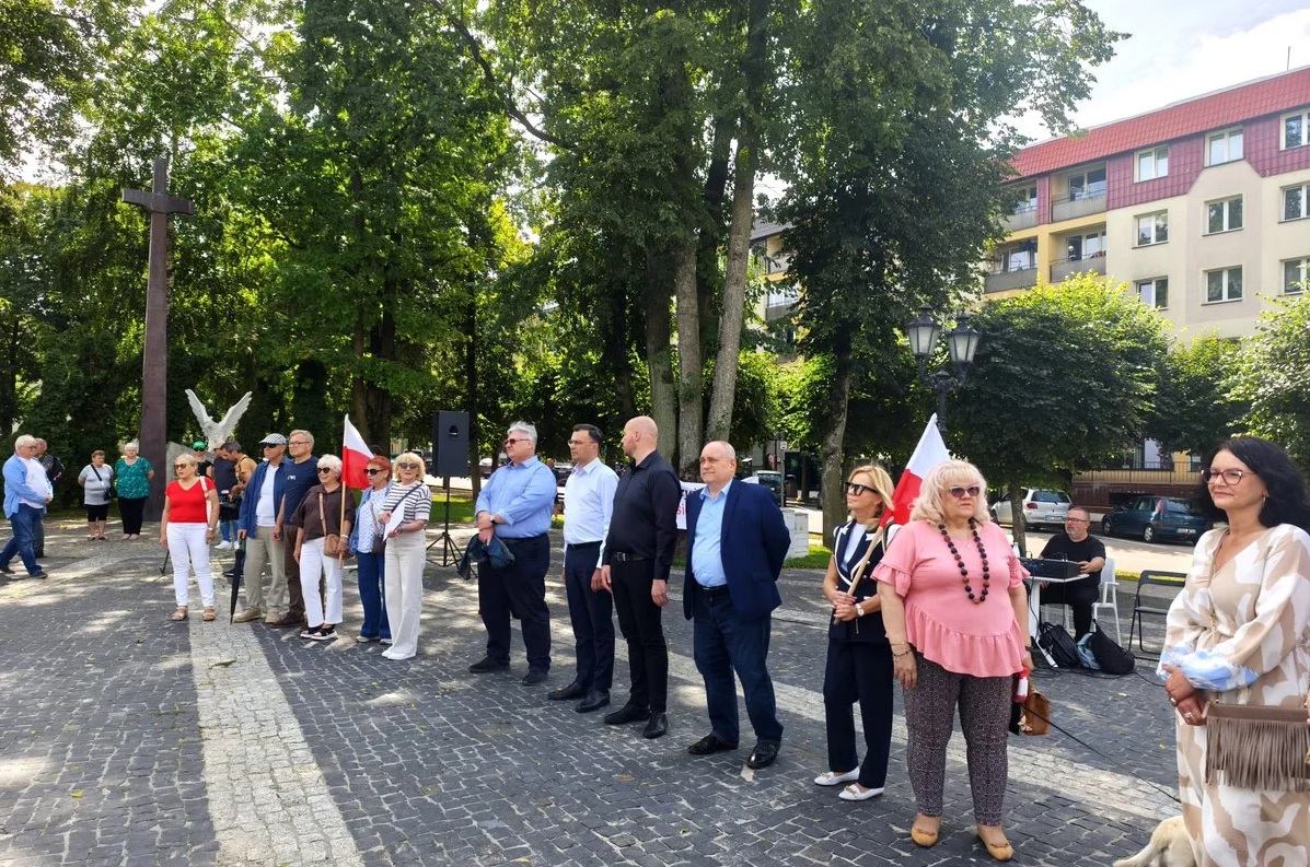 Dwie manifestacje w Gołdapi 8 7 4