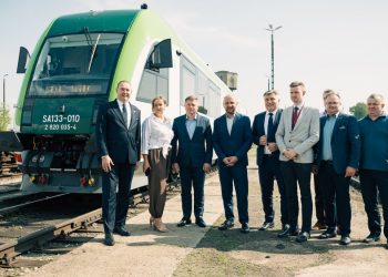 Zmodernizowany szynobus 10 UMWP