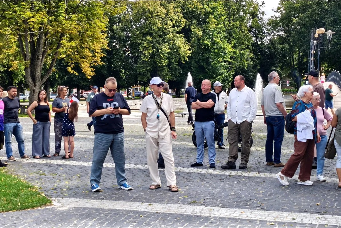 Dwie manifestacje w Gołdapi 10 9 3