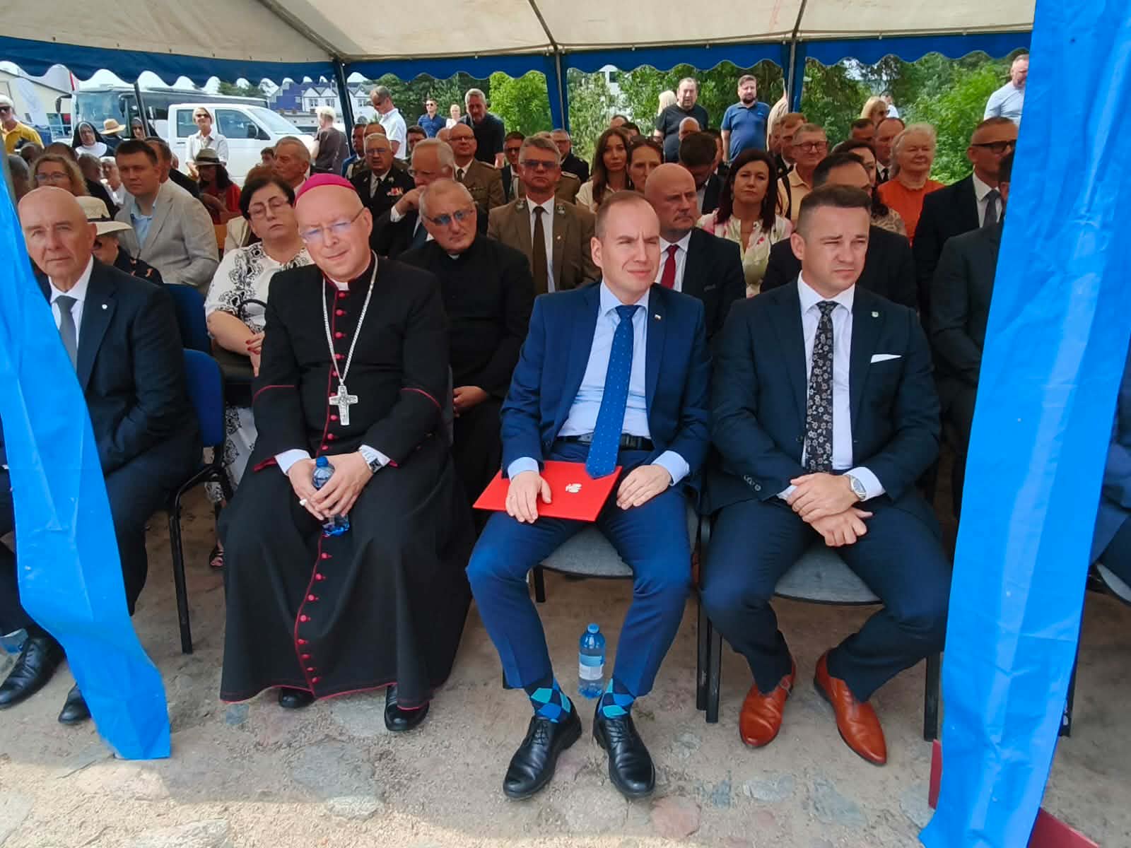 Tłumnie na obchodach 81. rocznicy Obławy Augustowskiej 70 Messenger creation ABACA2CB AC97 4802 B5EC 424ABA48CE88