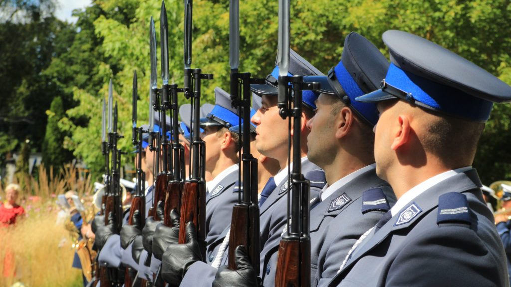 Mniej wakatów i coraz większe zainteresowanie służbą 1 dzien policjanta