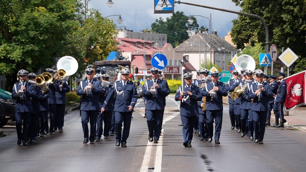 Komenda Powiatowa Policji w Piszu ma swój sztandar 3 p2