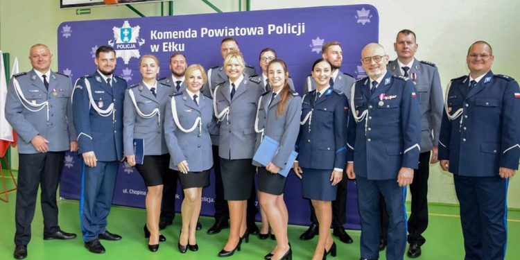 Powiatowe obchody Święta Policji w Ełku 1 zdj. KPP w Ełku