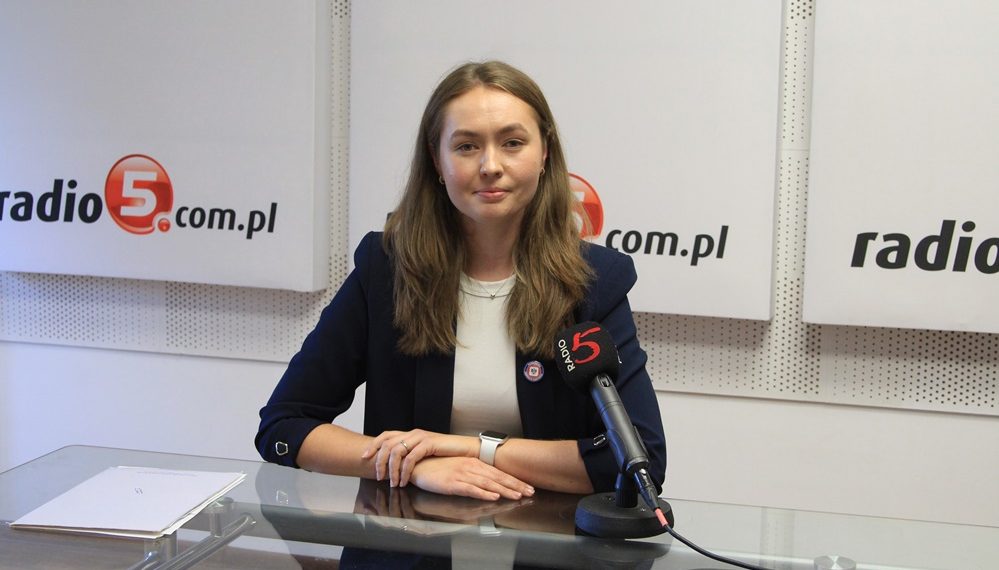 Edyta Kozikowska z ełckiego sanepidu
