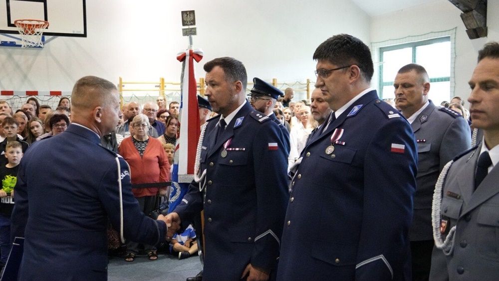 87 nowych policjantów w warmińsko-mazurskim garnizonie 12 zdj. KWP w Olsztynie 21
