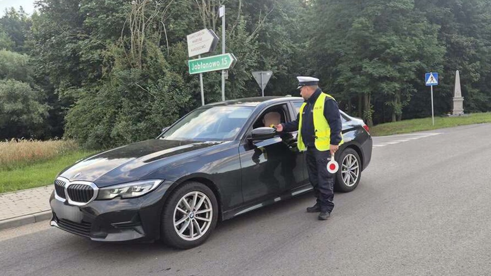 Skrajna nieodpowiedzialność na drodze. Wpadł pijany kierowca ciężarówki przewożącej drewno 5 zdj. KWP w Olsztynie 6