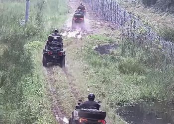 Za tę przejażdżkę przyszło im słono zapłacić 2 zdj. W-MOSG