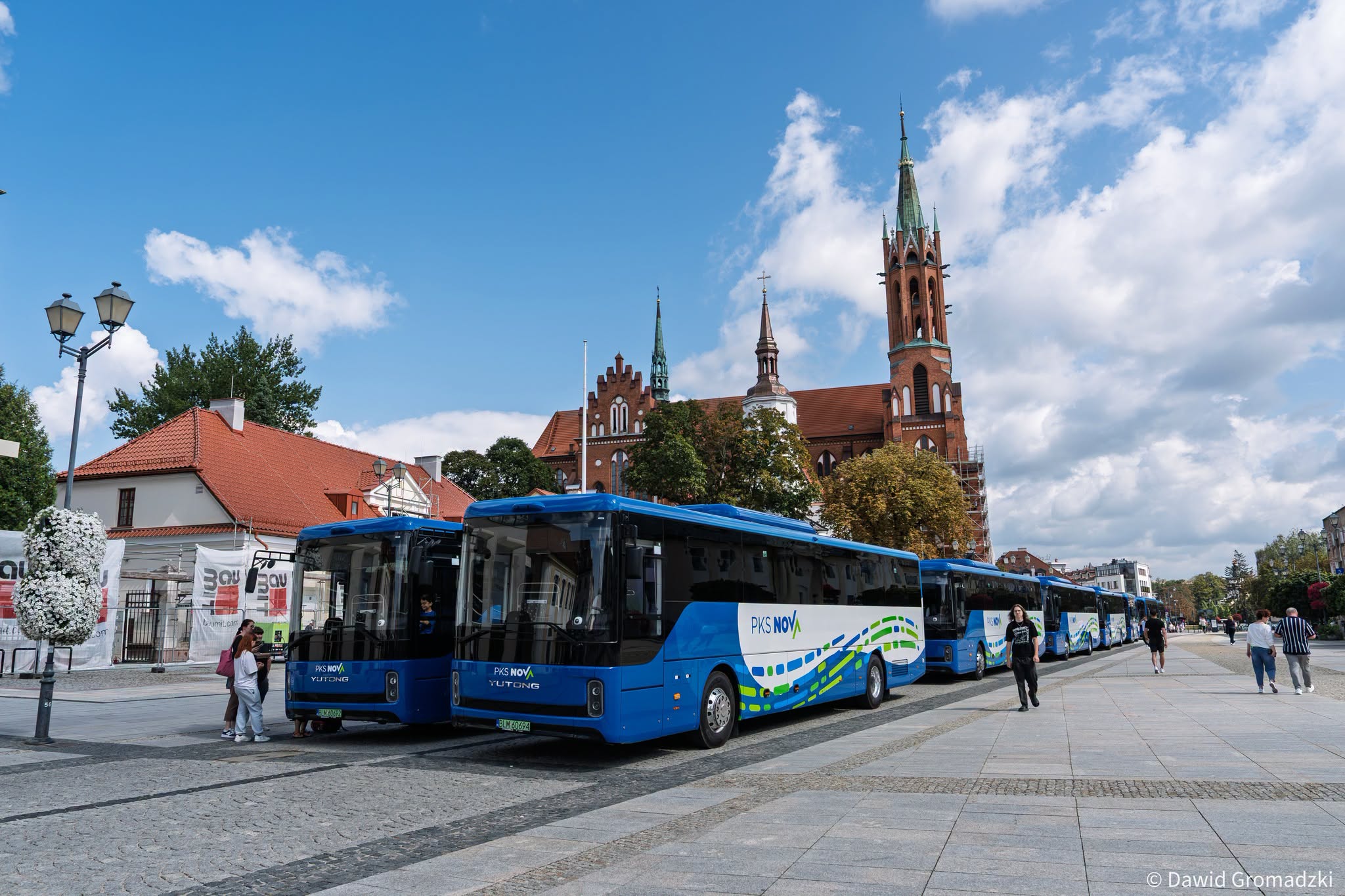O 14 nowych autobusów elektrycznych wzbogaciła się PKS Nova 7
