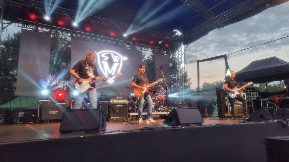 Rock i szanty w malowniczej scenerii Jeziora Serwy. Trwa RockWater Festival 9 1000049533