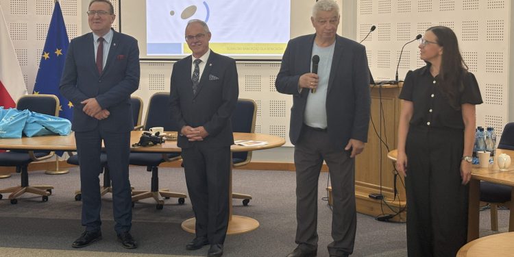 Seniorzy z Łap odwiedzili Suwałki 1 Źródło: UM Suwałki