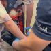 Atak na jednym z ełckich osiedli. Dwóch mężczyzn z zarzutem rozboju 4 zdj. KPP w Ełku