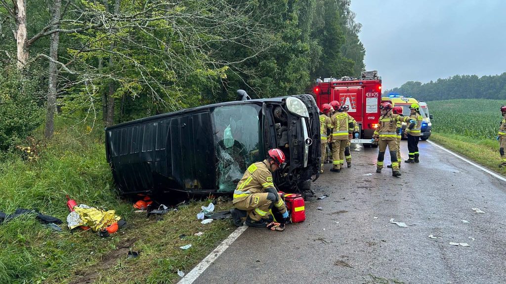 Groźny wypadek w okolicach Berkowa. Pięć osób poszkodowanych 1 berkowo