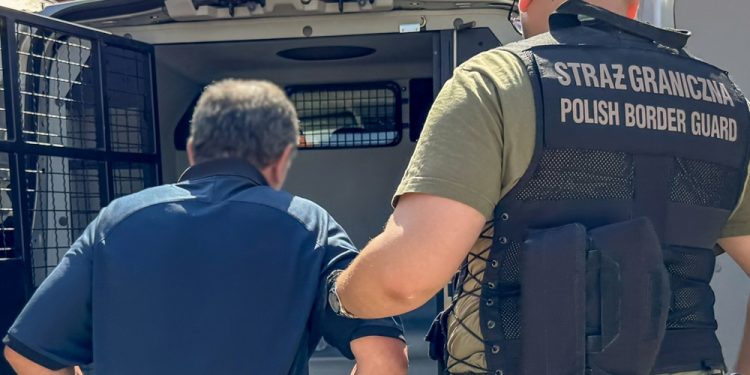 Kolejny Gruzin przymusowo opuścił Polskę 1 zdj. W-MOSG