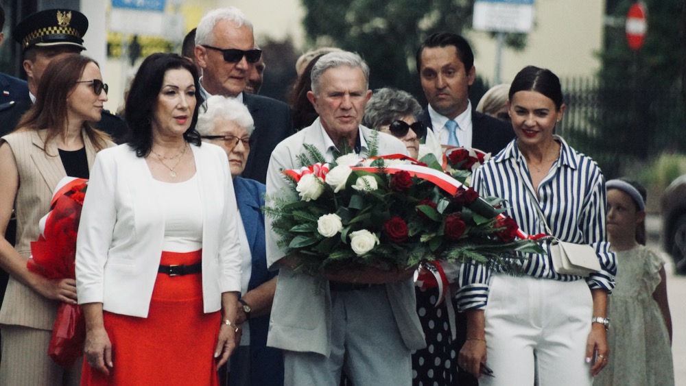 Uroczystość w godzinę wybuchu Powstania Warszawskiego 12 warszawskie 13