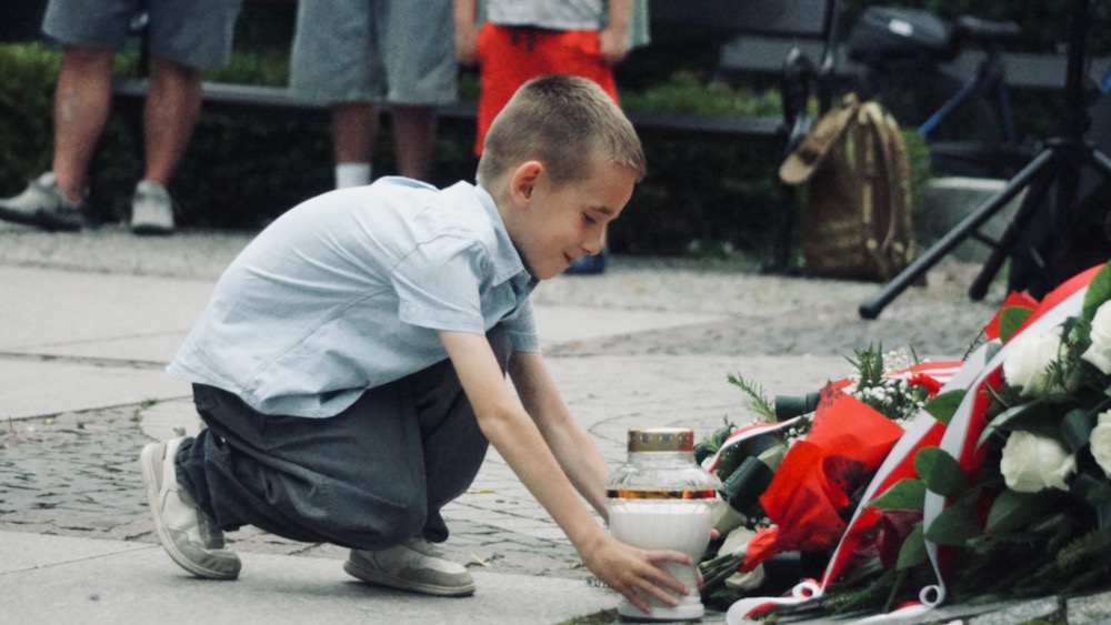 Uroczystość w godzinę wybuchu Powstania Warszawskiego 32 warszawskie 33