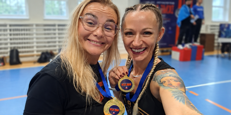 Ełczanki na podium Mistrzostw Polski Kettlebell 1 Fot. Giria Ełk