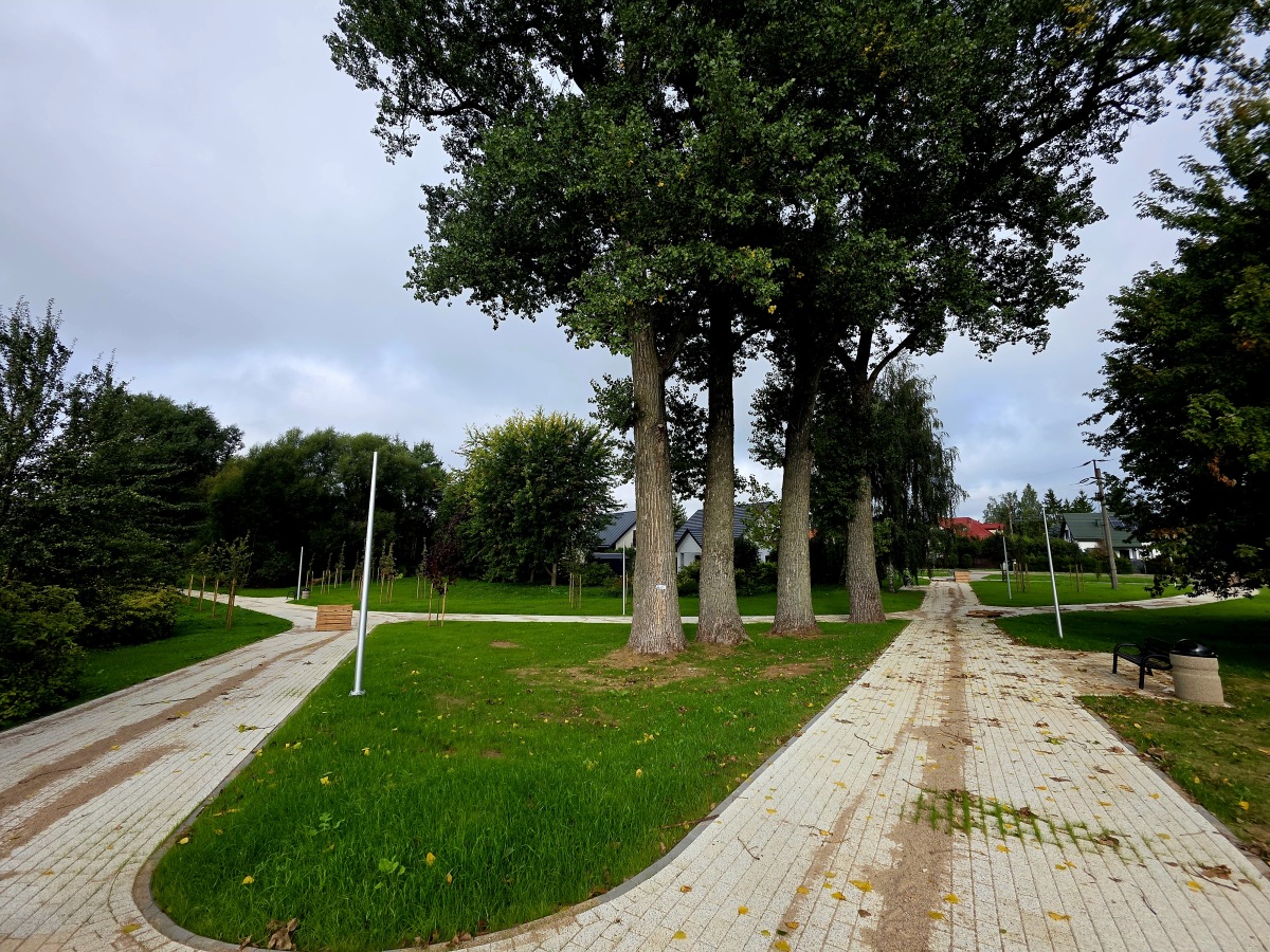 Zakończyła się budowa parku pomiędzy ul. Grunwaldzką, Jagiełły i Traktorzystów 7 333333