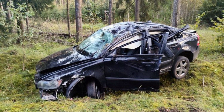 Dachowanie na trasie Tobołowo–Macharce 1 Dachowanie na trasie Tobolowo–Macharce 1