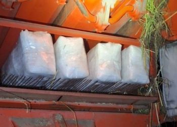 Kombajn pełen papierosów 9 Kombajn pelen papierosow 1