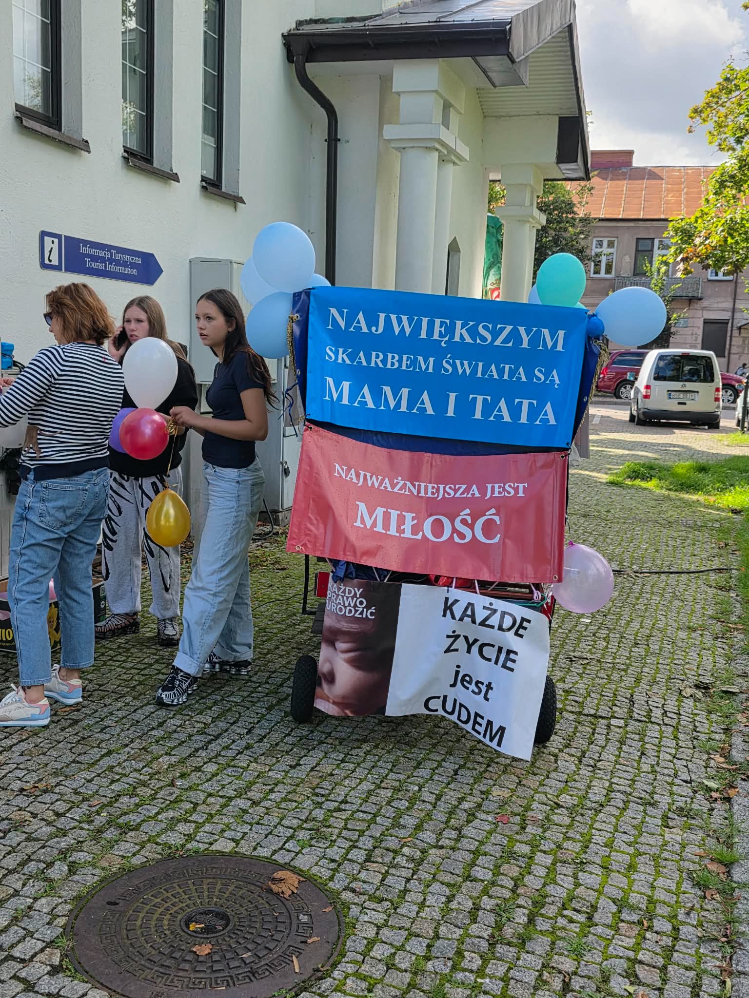 Marsz dla Życia i Rodziny 36 Messenger creation 52BB2AF3 93D5 4F98 979E 53212BEF16F7