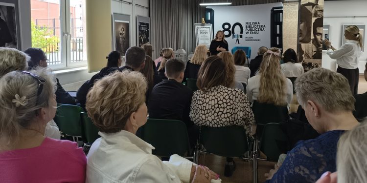 XV edycja Narodowego Czytania. W bibliotece zabrzmiały "Dziady" 1 Narodowe Czytanie Ełk 2026