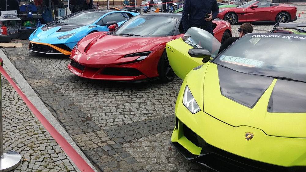 Piknik motoryzacyjny z Lamborghini w Suwałkach 7 Piknik motoryzacyjny z Lamborghini w Suwalkach 1