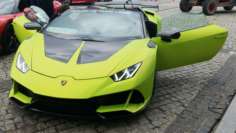 Piknik motoryzacyjny z Lamborghini w Suwałkach 5 Piknik motoryzacyjny z Lamborghini w Suwalkach 9