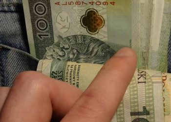 Skutki pomijania kasy fiskalnej: 200 tys. zł zaległego podatku 11 Skutki pomijania kasy fiskalnej 200 tys. zl zaleglego podatku 1