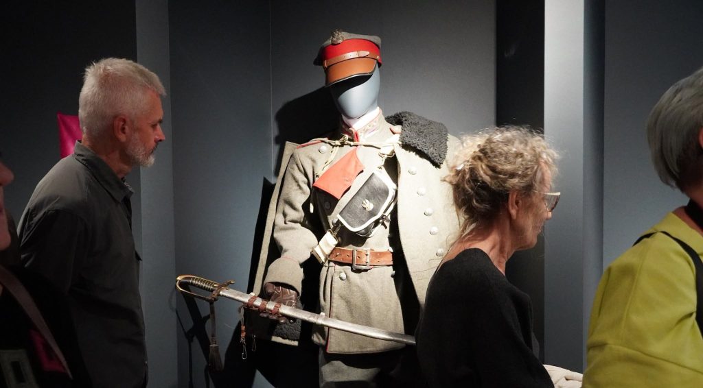Wystawa poświęcona historii 1 Pułku Ułanów Krechowieckich 5 p