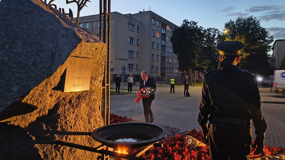 Ełczanie pamiętają o rocznicy sowieckiej agresji 21 rocznica 20
