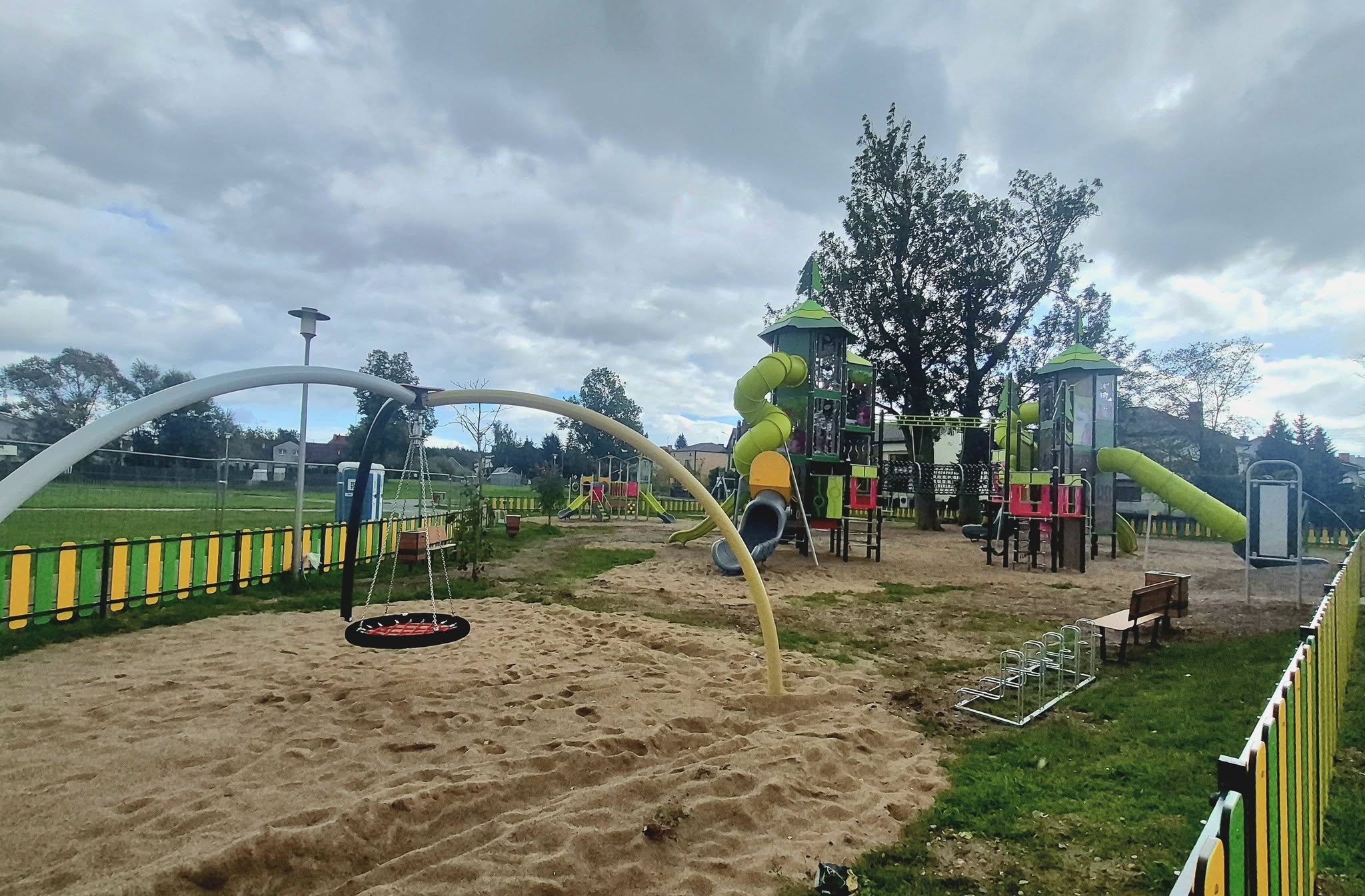 Nowy plac zabaw powstaje na Łąkach Biskupich 3 sejny2