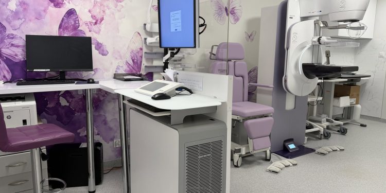 Uruchomili nowoczesną pracownię mammografii 1 szp
