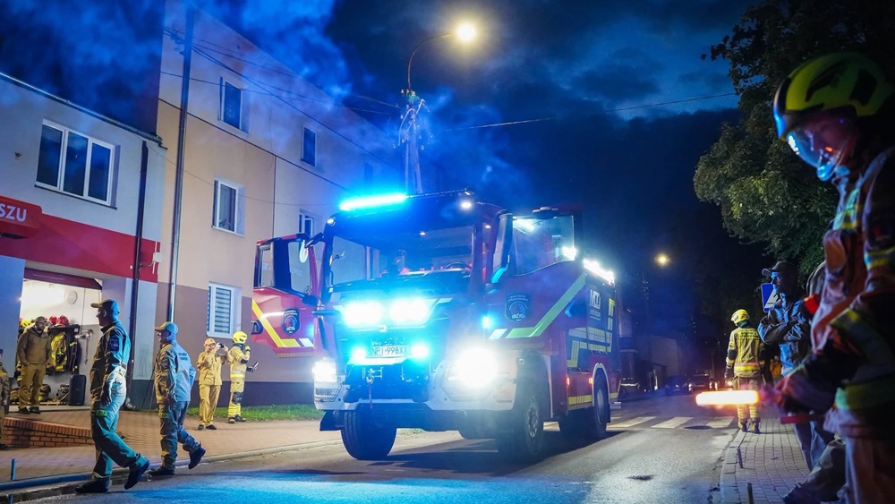 Fabrycznie nowy wóz ratowniczo-gaśniczy trafił do druhów z OSP Orzysz 2 zdj. OSP Orzysz 2