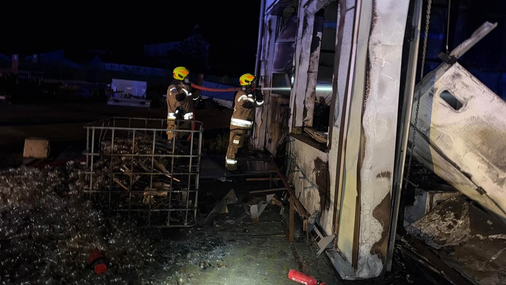 Ogromny pożar w Szczuczynie. Straty wstępnie oszacowano na 5 mln zł 4 zdj. OSP Szczuczyn 7