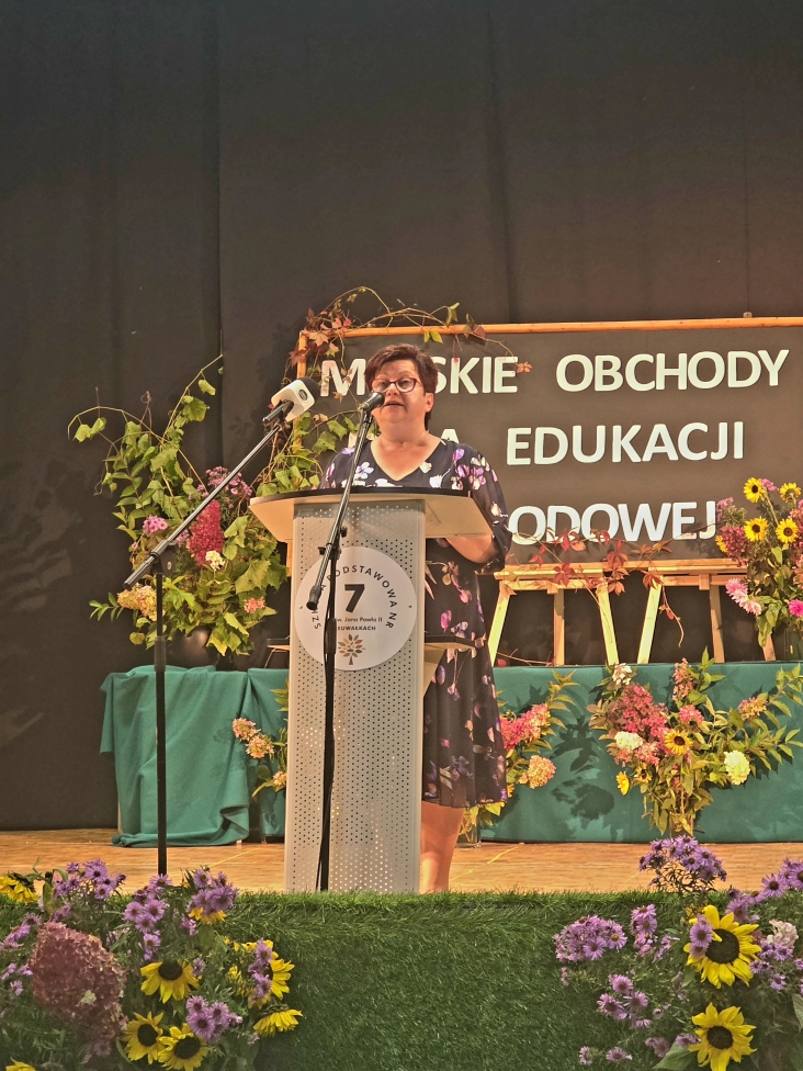 Obchody Dnia Edukacji Narodowej 2 001 2