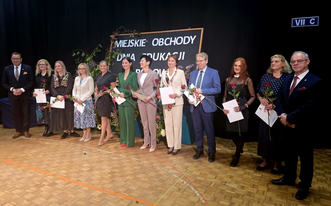 Obchody Dnia Edukacji Narodowej 10 014 1