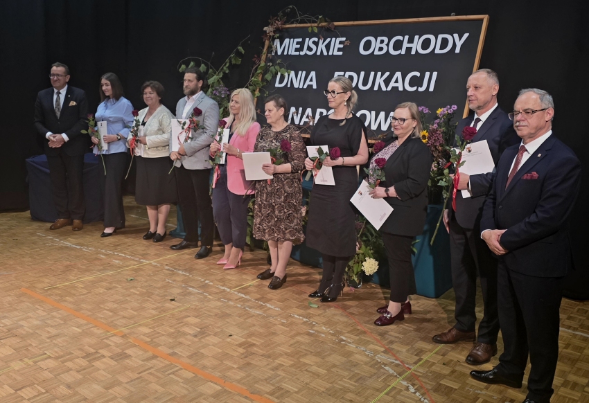Obchody Dnia Edukacji Narodowej 12 016