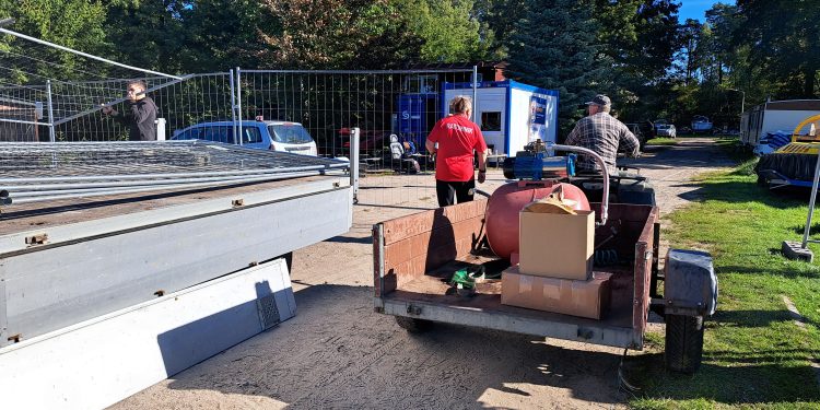 Eksmisja Mazurskiej Służby Ratowniczej. Teren przejęła gmina Pisz 1 Fot. Radio 5