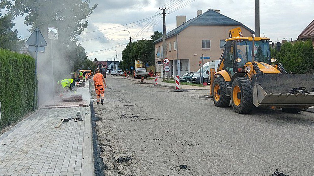 Koniec remontu drogi wojewódzkiej w Filipowie 10 Koniec remontu drogi wojewodzkiej w Filipowie 3