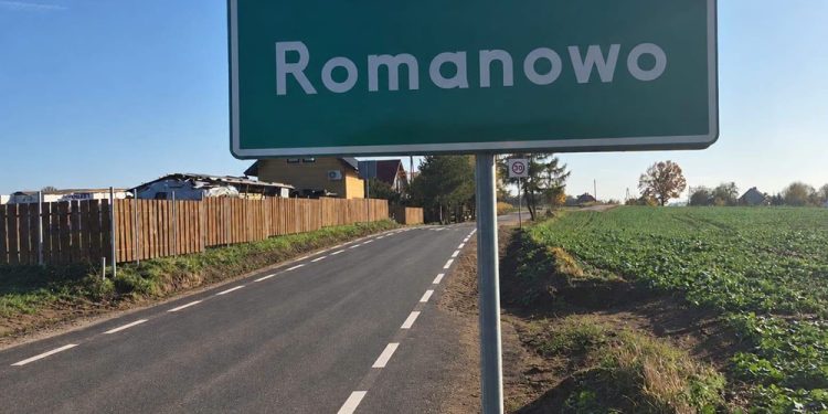 Ponad pół kilometra lepszej drogi 1 Romanowo na srr. Fot FB Mariusz Klepacki wojt Gminy Kalinowo
