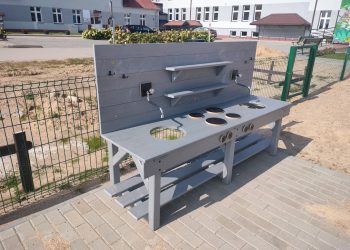 Nowy, ekologiczny plac zabaw przy Szkole Podstawowej w Słobódce 8 SŁOBÓDKA