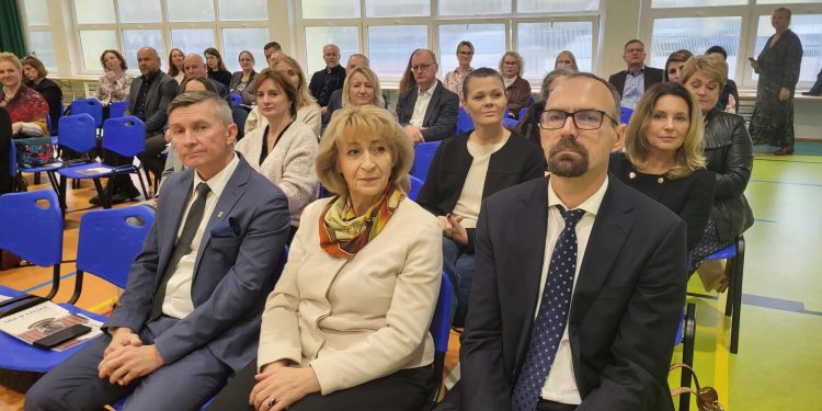 Jak nie stracić skarbu, jakim są zdolne dzieci? 1 e33b0af9 1d19 4371 b178 47170ad82e8c