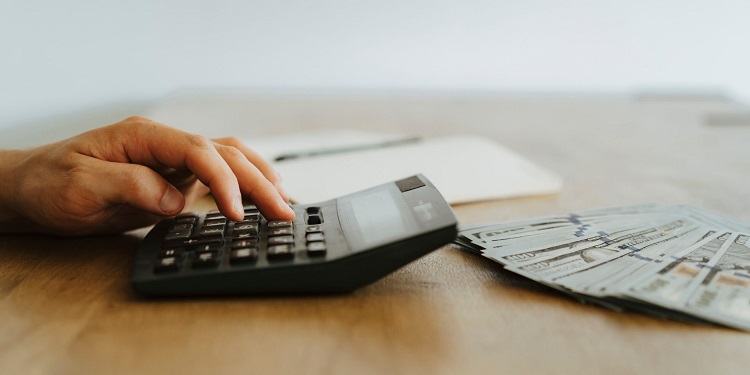 Czym jest pożyczka na dowód i jak działa w praktyce? 1 Źródło: pexels.com