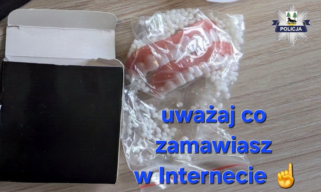 Zamiast protezy dostał trzy zabawkowe szczęki 1 sz